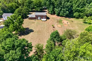 4092 Henry Dellinger Rd, Maiden, NC 28650 - Photo 7