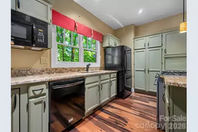 4 Lacoste Drive, Hendersonville, NC 28739 - Photo 13