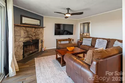 301 Pinnacle Inn Road #3310, Beech Mountain, NC 28604 - Photo 7