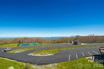 301 Pinnacle Inn Road #3310, Beech Mountain, NC 28604 - Photo 25