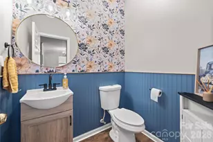 8724 Gray Willow Rd, Charlotte, NC 28227 - Photo 7