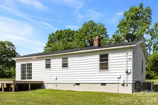 301 Gittens St, Lowell, NC 28098 - Photo 19