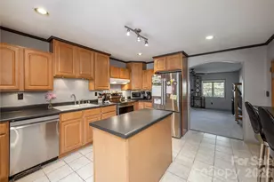 231 Allen Rd, East Flat Rock, NC 28726 - Photo 7