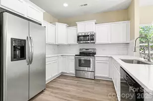 2805 S Devon St, Charlotte, NC 28213 - Photo 9