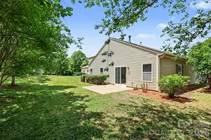 2805 S Devon St, Charlotte, NC 28213 - Photo 25