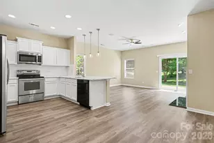 2805 S Devon St, Charlotte, NC 28213 - Photo 11