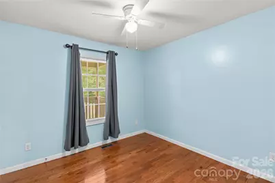 1026 Blue Ridge Ventures None, Morganton, NC 28655 - Photo 19