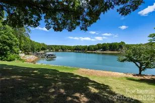 7113 Brookview Ln, Sherrills Ford, NC 28673 - Photo 3