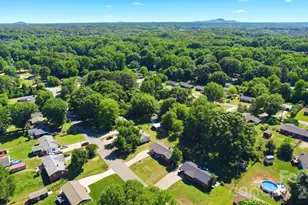 207 Starview Ln, Dallas, NC 28034 - Photo 29