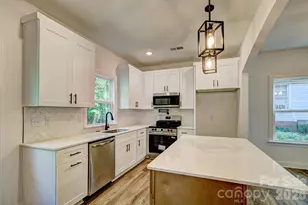 504 Oakland Dr, Shelby, NC 28150 - Photo 5