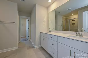 2475 Maxton Dr, Salisbury, NC 28144 - Photo 3