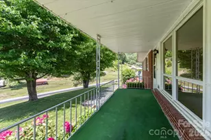 295 Bramlett Dr, Waynesville, NC 28785 - Photo 33