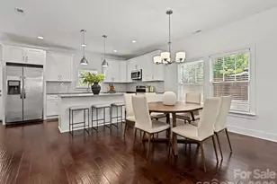 1216 Lomax Ave, Charlotte, NC 28211 - Photo 9