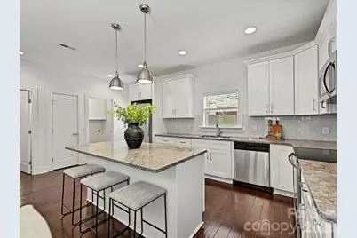 1216 Lomax Avenue, Charlotte, NC 28211 - Photo 11