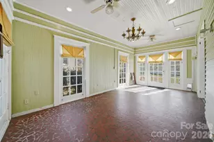 1010 College Ave SW, Lenoir, NC 28645 - Photo 15