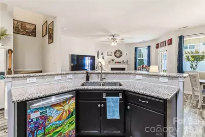 7048 Woodsbay Lane, Rock Hill, SC 29732 - Photo 17