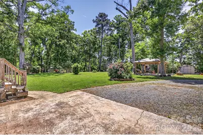 9807 Black Road, Midland, NC 28107 - Photo 37