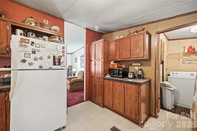 323 Carlyle Road, Troutman, NC 28166 - Photo 5