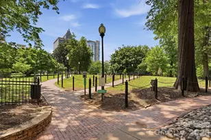 229 N Church St, Charlotte, NC 28202 - Photo 29