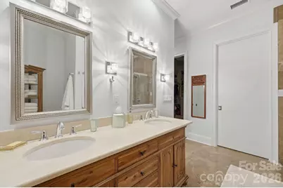 229 N Church Street #403, Charlotte, NC 28202 - Photo 7