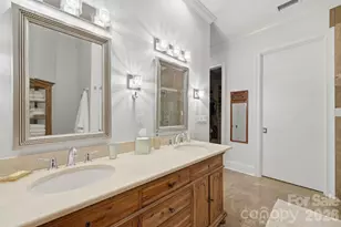 229 N Church St, Charlotte, NC 28202 - Photo 7