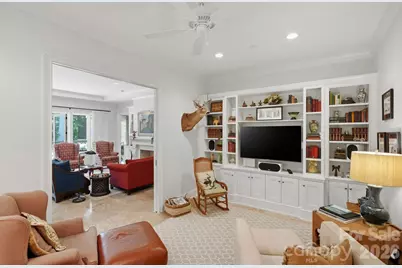 229 N Church Street #403, Charlotte, NC 28202 - Photo 5