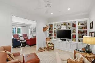 229 N Church St, Charlotte, NC 28202 - Photo 5
