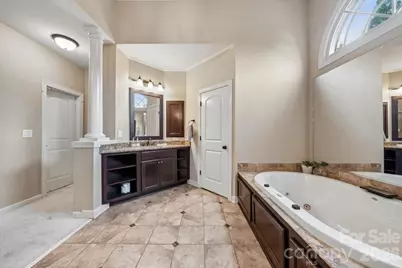 4001 Ainsdale Drive, Matthews, NC 28104 - Photo 23