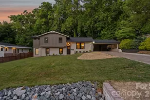 3400 Campbell Dr, Charlotte, NC 28205 - Photo 1