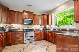 38 Beaus Vly Dr, Roaring Gap, NC 28668 - Photo 13