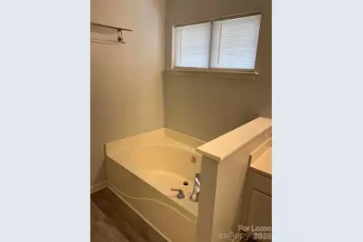 6117 Forest Pond Drive, Charlotte, NC 28262 - Photo 17