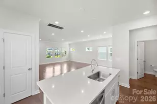 13112 Kenworth Rd, Charlotte, NC 28278 - Photo 7