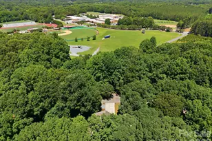 2006 Wedgewood Dr, Weddington, NC 28104 - Photo 5
