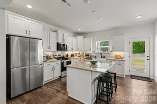 390 Gray Wolf St, China Grove, NC 28023 - Photo 5