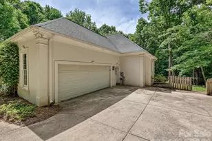15001 Majestic Oak Dr, Charlotte, NC 28278 - Photo 39