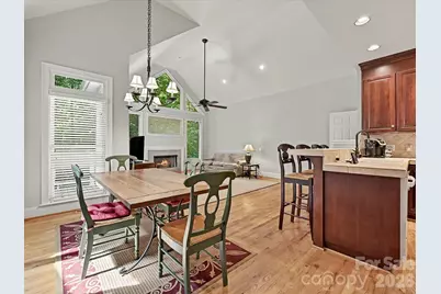 15001 Majestic Oak Drive, Charlotte, NC 28278 - Photo 11