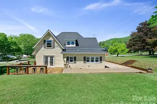 118 Robertson St, Burnsville, NC 28714 - Photo 35