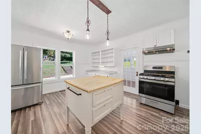 118 Robertson Street, Burnsville, NC 28714 - Photo 13
