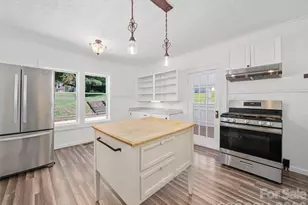118 Robertson St, Burnsville, NC 28714 - Photo 13