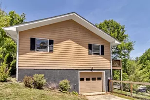 252 Oak Park Dr, Clyde, NC 28721 - Photo 5