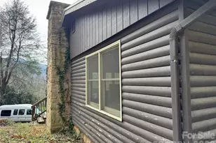 814 Mountain View Dr, Maggie Valley, NC 28751 - Photo 7