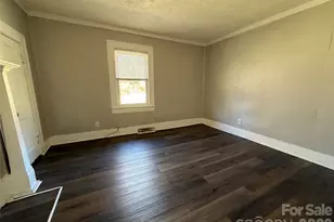 40 Little Knob Rd, Asheville, NC 28803 - Photo 21
