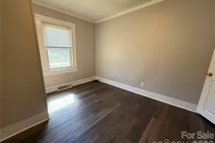 40 Little Knob Rd, Asheville, NC 28803 - Photo 15