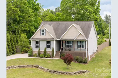 132 Beck Creek Circle, Flat Rock, NC 28731 - Photo 3