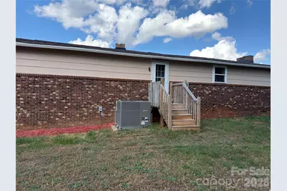 607 Carlos Street, Shelby, NC 28152 - Photo 17