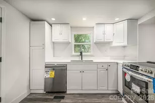 607 Carlos St, Shelby, NC 28152 - Photo 9