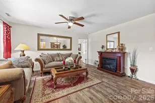208 Victoria Cir, York, SC 29745 - Photo 5