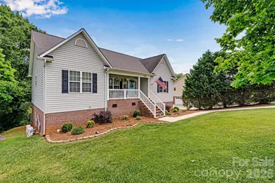 3353 48th Avenue Lane NE, Hickory, NC 28601 - Photo 5