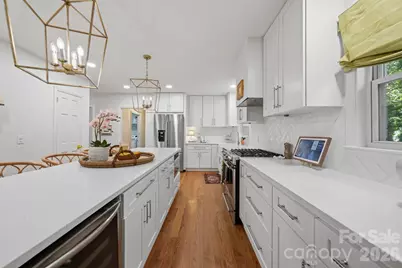 1015 Thistle Court, Charlotte, NC 28211 - Photo 5