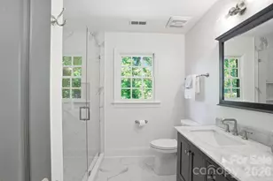 5309 Shasta Hill Ct, Charlotte, NC 28211 - Photo 21
